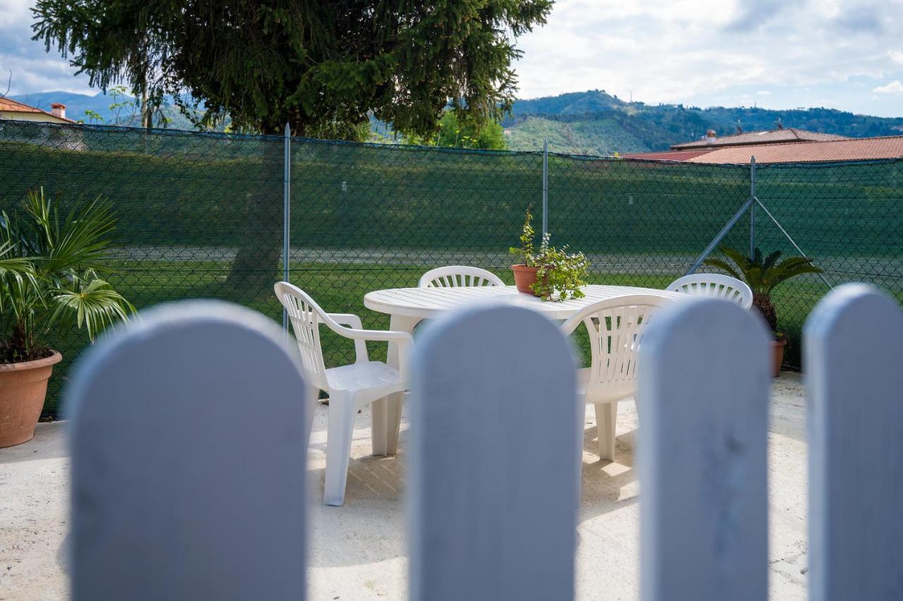 La Casetta Di Silvio Capezzano Pianore Exteriör bild